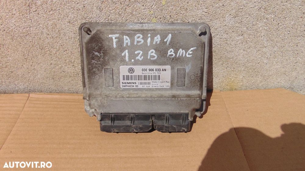 Calculator/Ecu motor Skoda Fabia 1 1.2 12 valve cod BME an 2007 cod 03E906033AN - 1