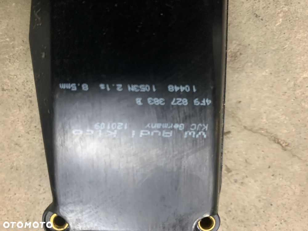 zamek rygiel dociąg bagażnika 4F9827383A A6 C6 kombi - 3