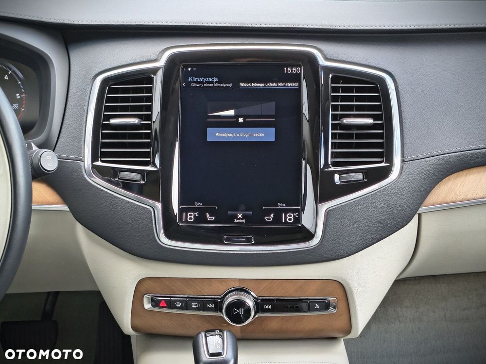 Volvo XC 90 - 18