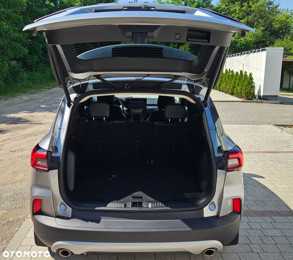 Ford Kuga - 11