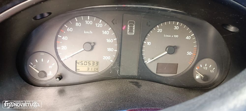 VW Sharan 1.9 TDI - 12