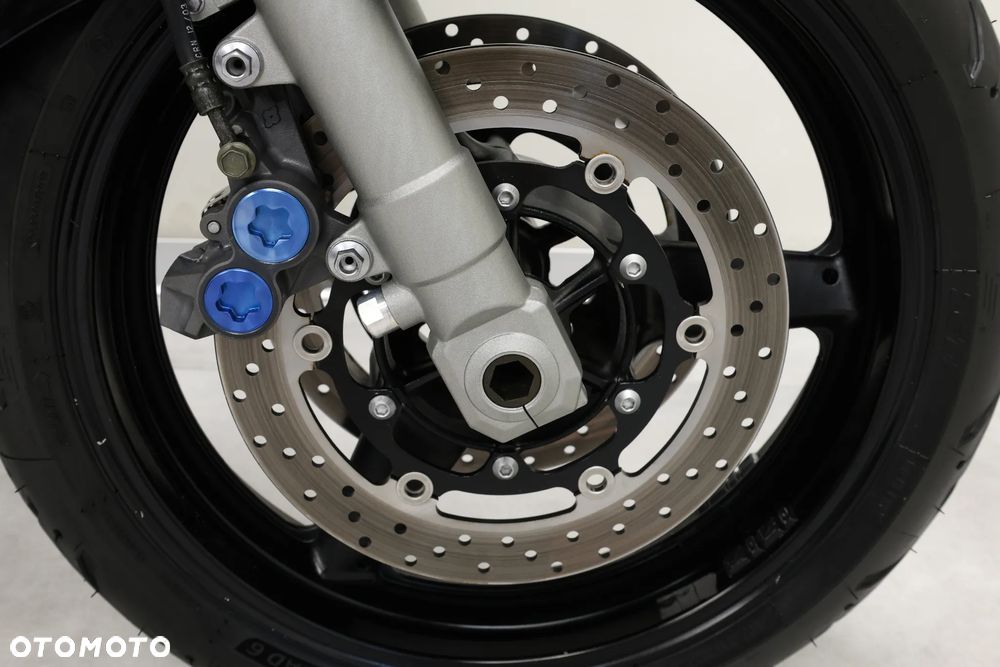 Yamaha FZS - 31