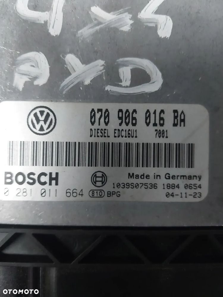 Sterownik silnika  vw t5 4X4 AXD - 1