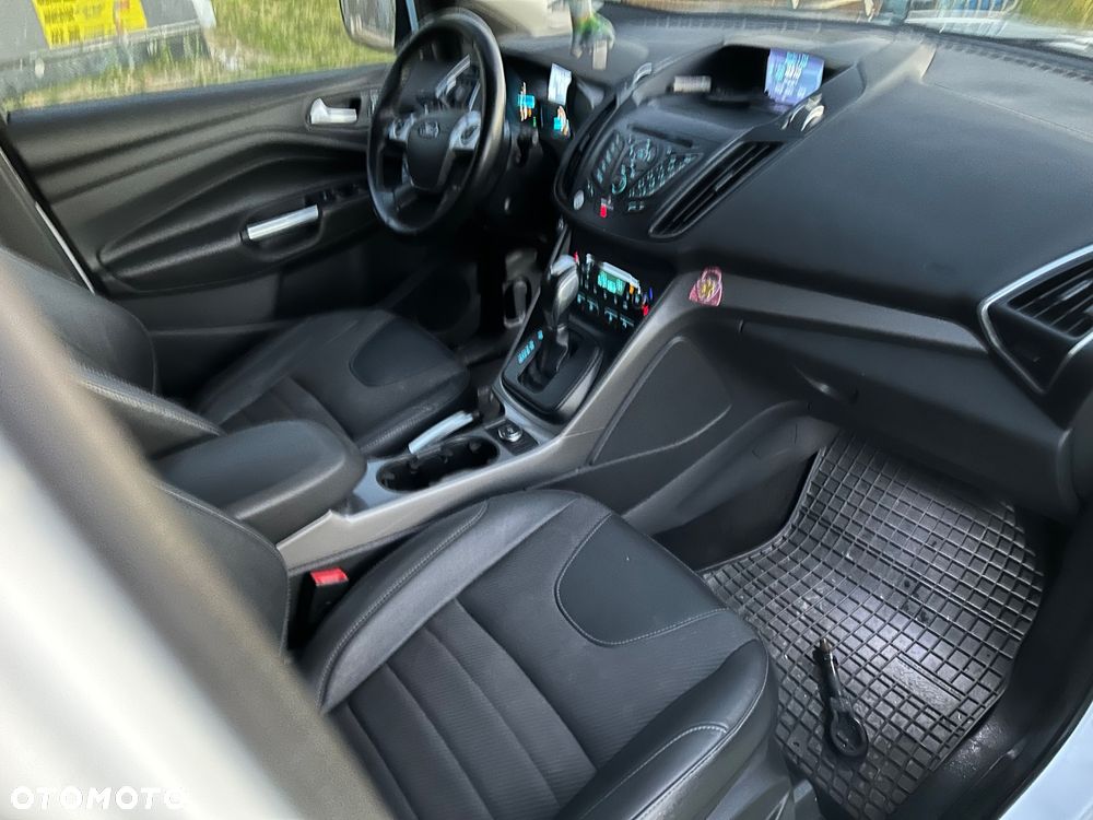 Ford Kuga - 6
