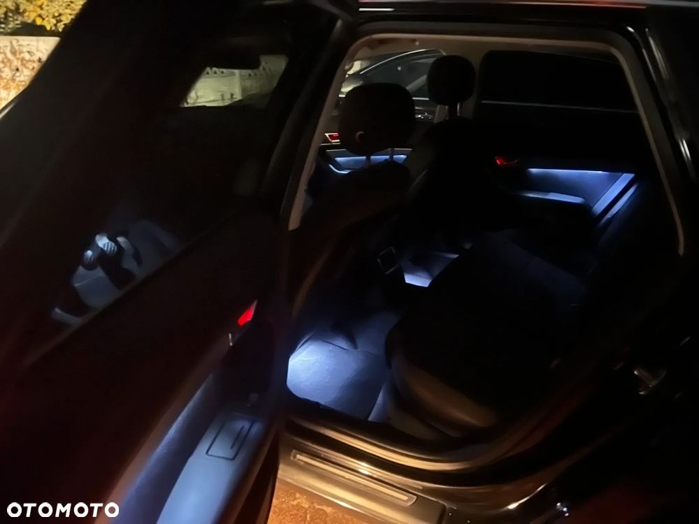 Audi A6 Avant 2.0 TDI DPF - 26