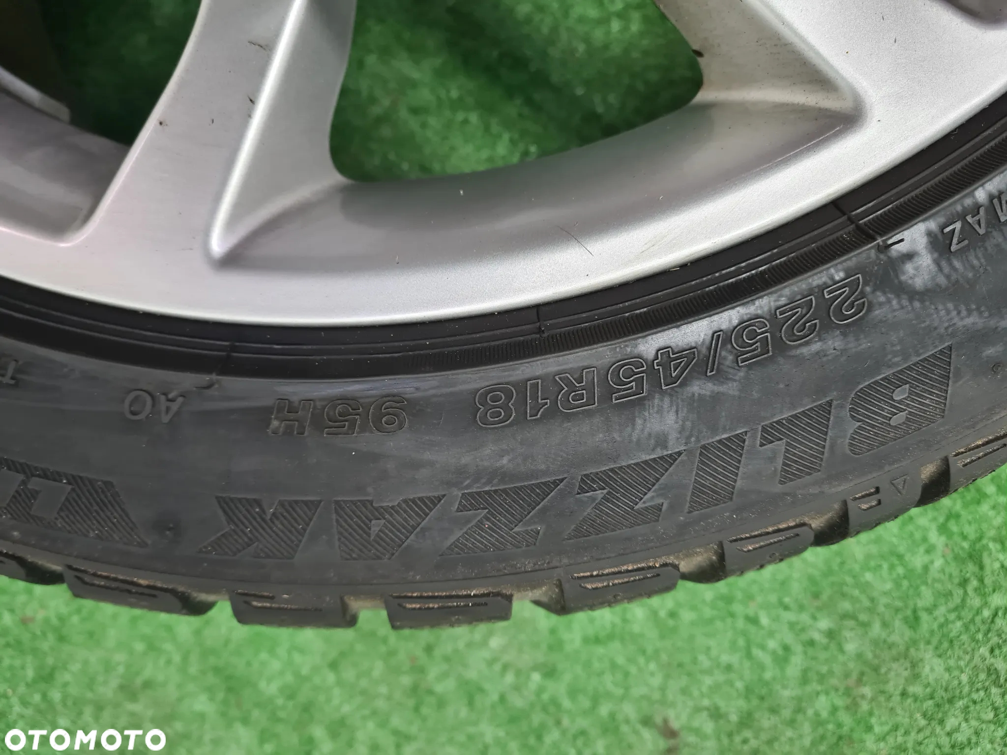 AUDI A4 FELGI R18 8W0601025AD OPONY - 7