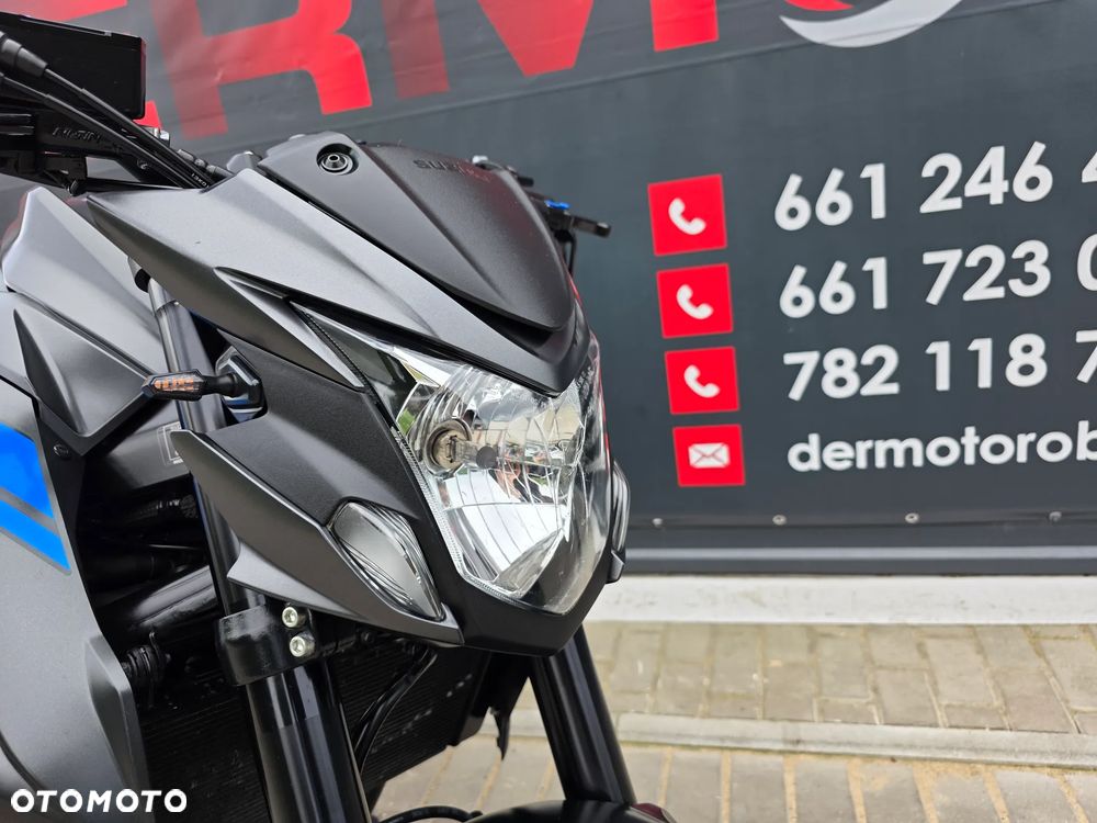 Suzuki GSX - 35