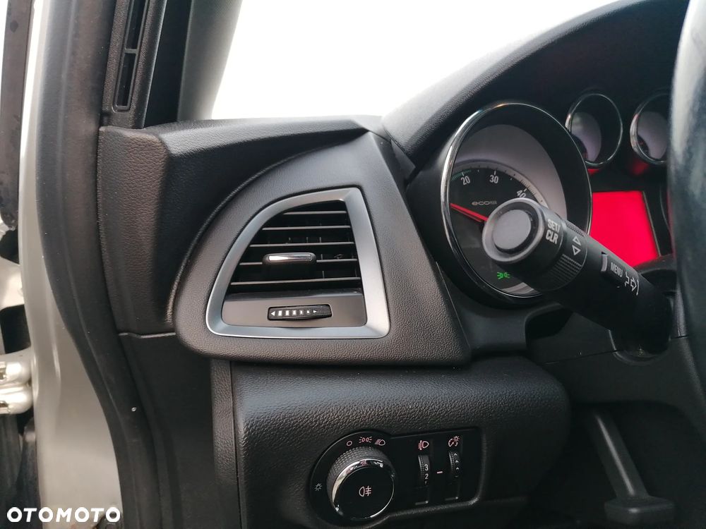 Opel Astra 1.7 CDTI DPF ecoFLEX TourerStart/Stop 105g Selection - 17