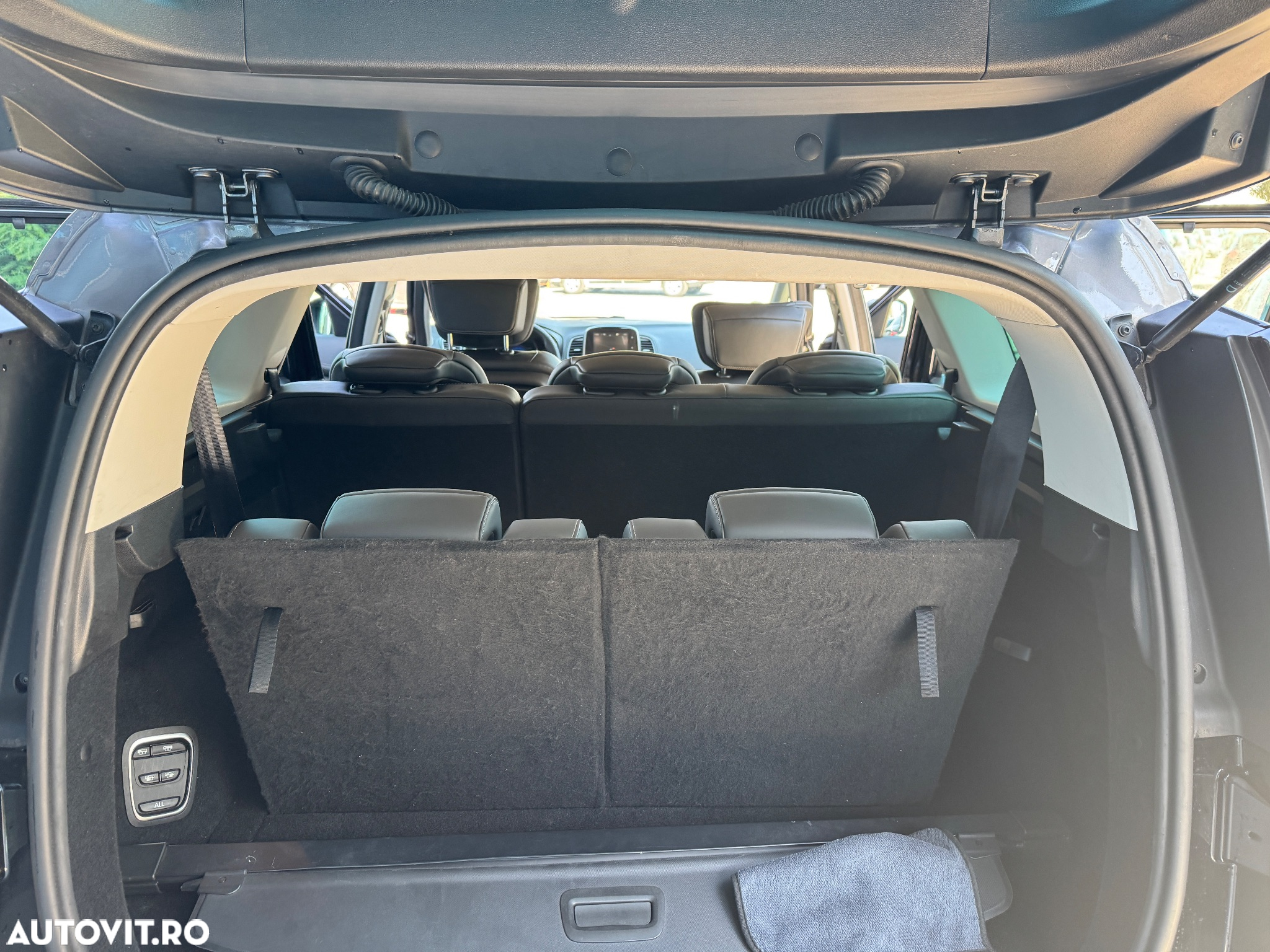 Renault Grand Scenic ENERGY dCi 160 EDC INITIALE PARIS - 7