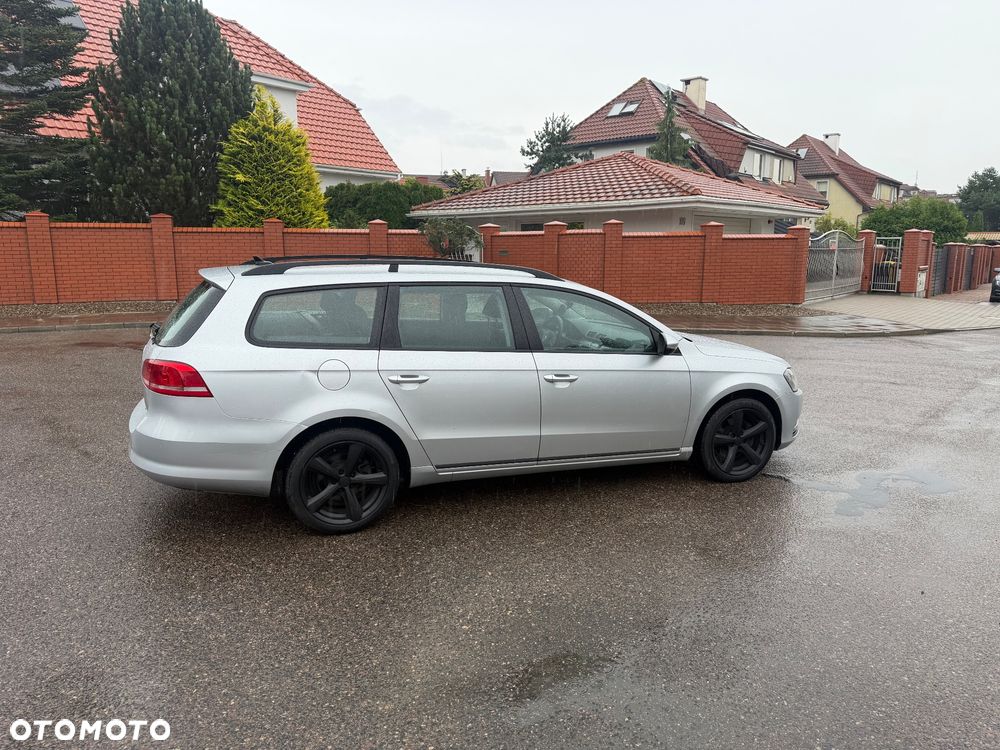 Volkswagen Passat 2.0 TDI Highline - 5