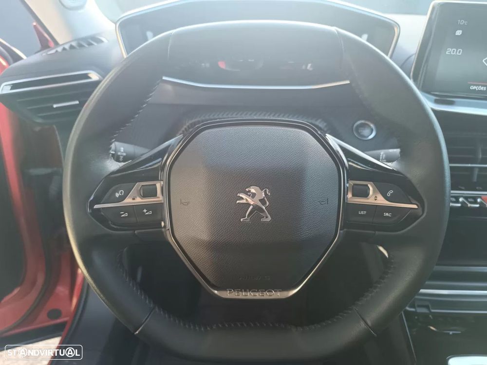 Peugeot 2008 1.5 BlueHDi Allure Pack EAT8 - 21
