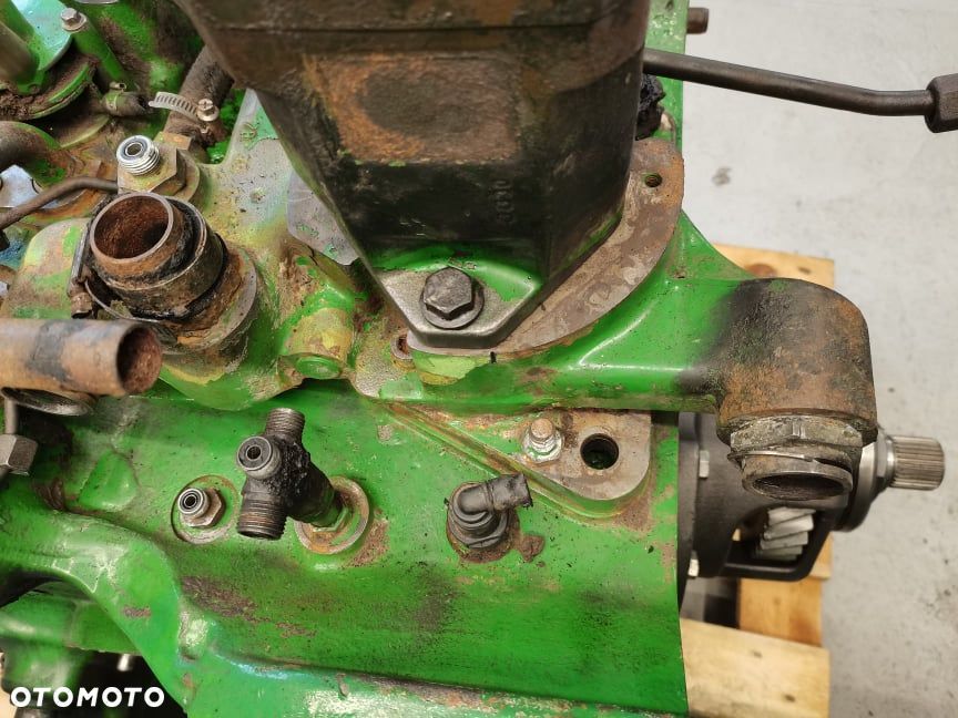 John Deere 6155 R WOM tylny R545140 - 17