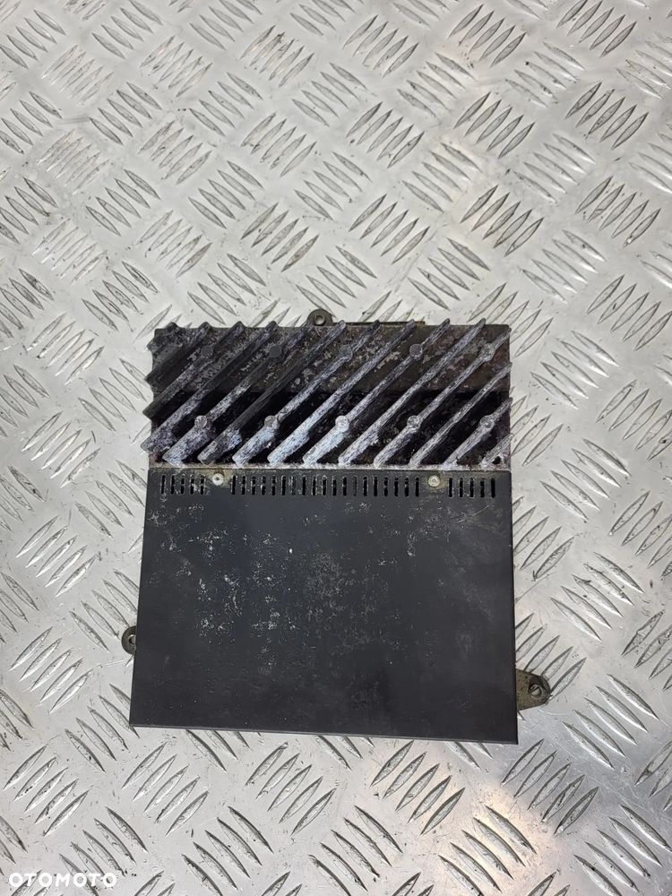 Land Rover Discovery II Wzmacniacz Audio