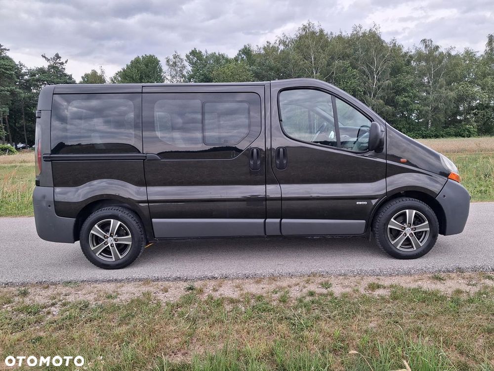 Renault Trafic - 14