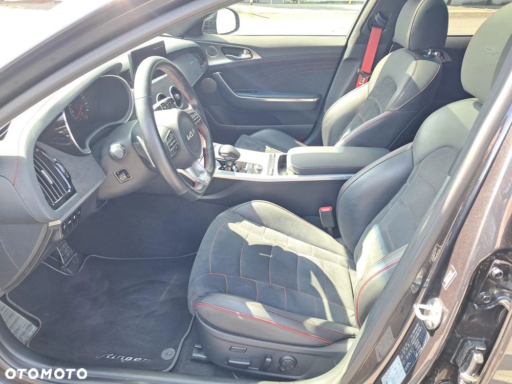 Kia Stinger 3.3 T-GDI V6 GT Prestige Line AWD - 12