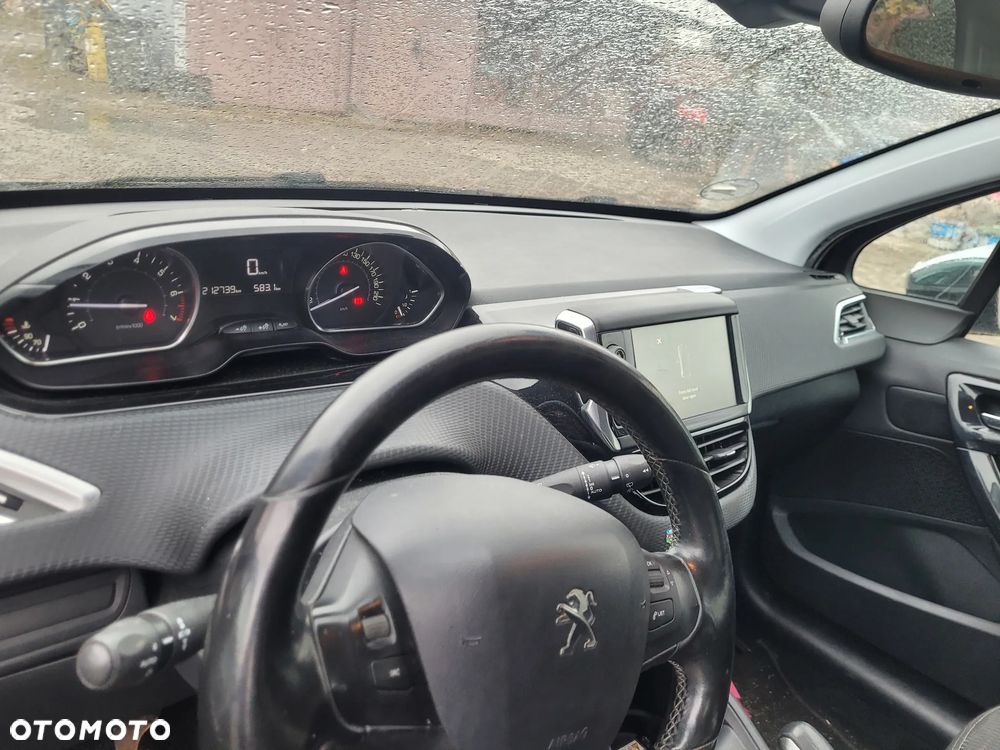 Peugeot 208 PureTech 82 Start & Stop Allure - 7