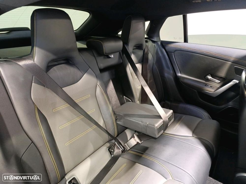Mercedes-Benz CLA 45 AMG S Shooting Brake 4Matic+ - 9