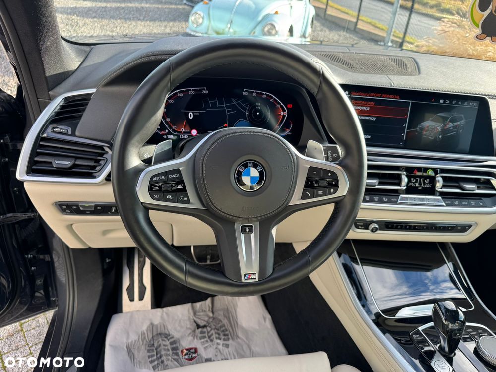 BMW X5 xDrive40i mHEV - 19