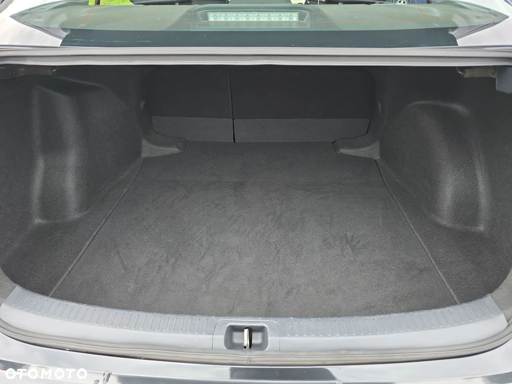 Toyota Corolla 1.8 Hybrid GPF Comfort - 16