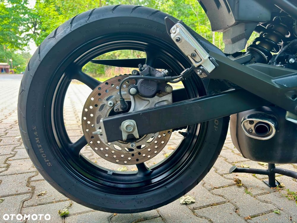 Yamaha XJ - 9