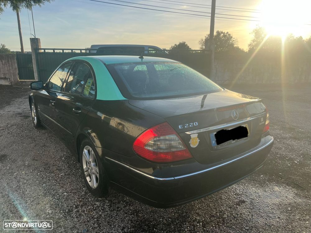 Mercedes-Benz E 220 CDi Executive II Aut. - 3