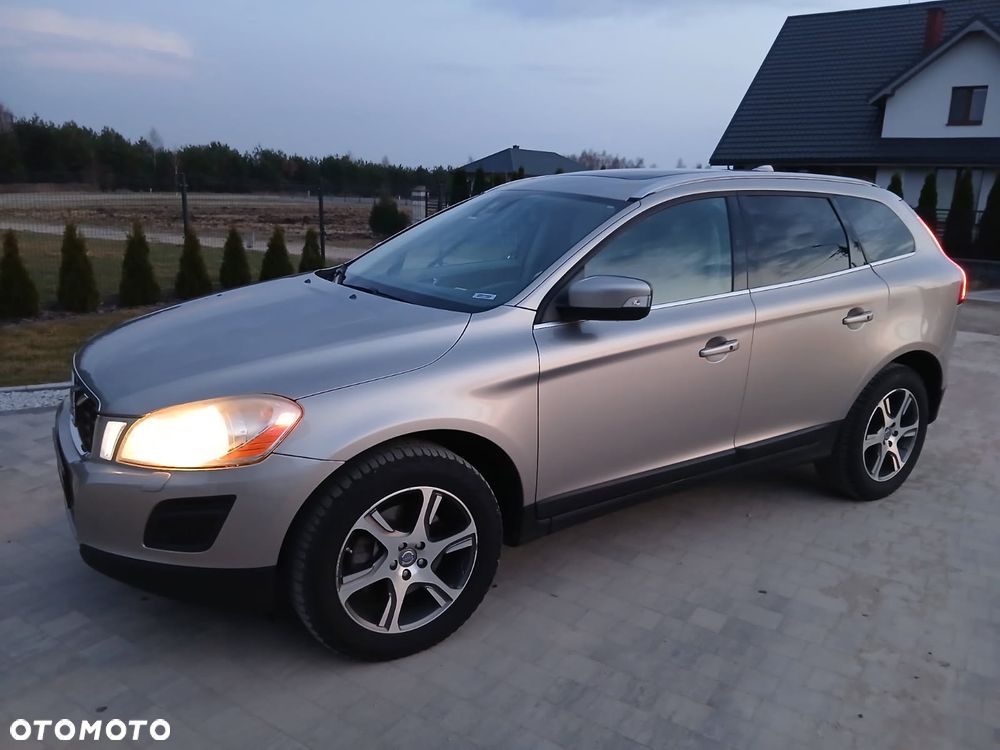 Volvo XC 60 T6 AWD Summum - 1