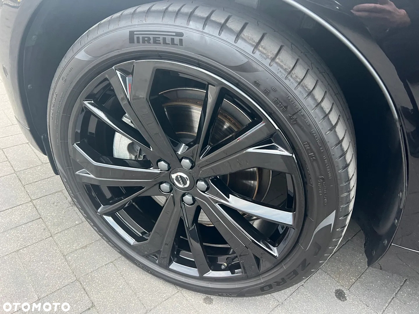 Volvo XC 60 B5 B AWD Plus Black Edition - 14