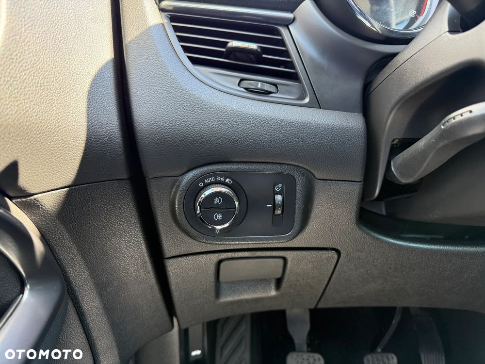 Opel Zafira 1.4 Turbo (ecoFLEX) Start/Stop Innovation - 21