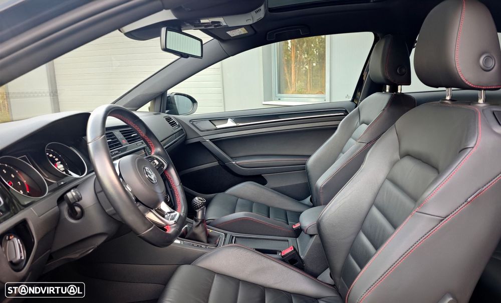 VW Golf 2.0 TSi GTi Performance - 11
