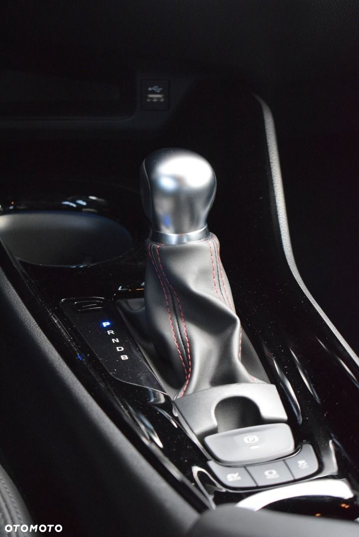 Toyota C-HR 1.8 Hybrid GPF GR Sport - 19