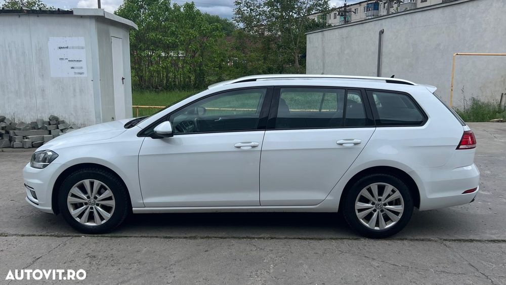 Volkswagen Golf 2.0 TDI (BlueMotion Technology) DSG Comfortline - 7