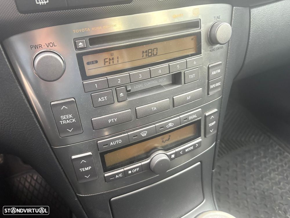 Toyota Avensis SD 2.2 D-4D Sol+GPS - 12