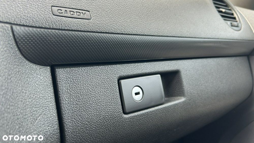 Volkswagen Caddy - 23