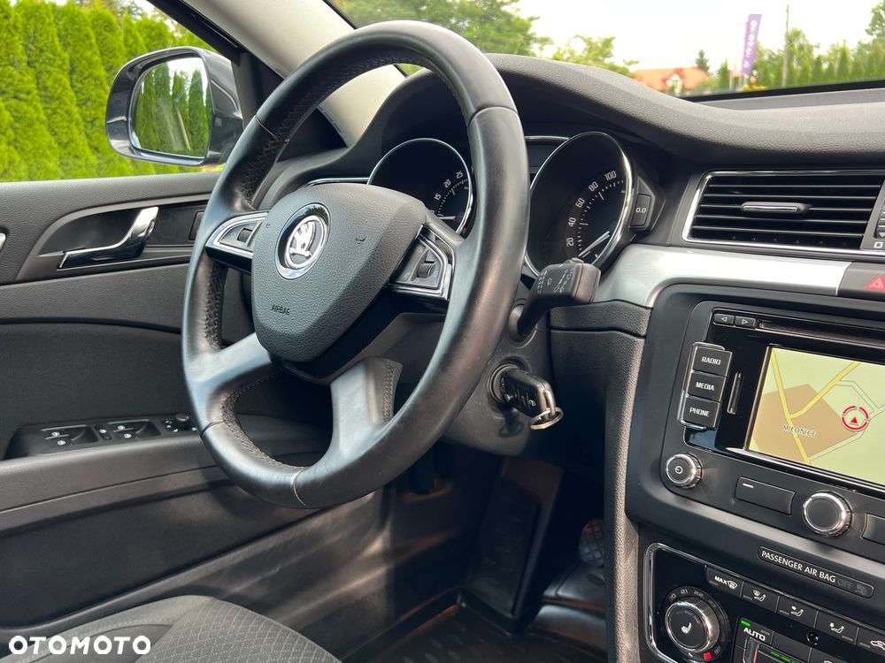 Skoda Superb 2.0 TDI Comfort - 27