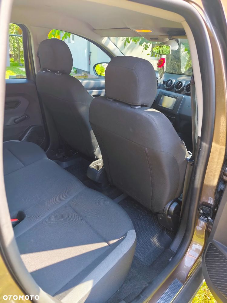 Dacia Duster 1.5 dCi Essential - 10