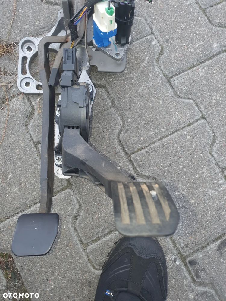 PEDAŁ POTENCJOMETR GAZU FORD S-MAX MK I 6G92-9F836-LD - 2
