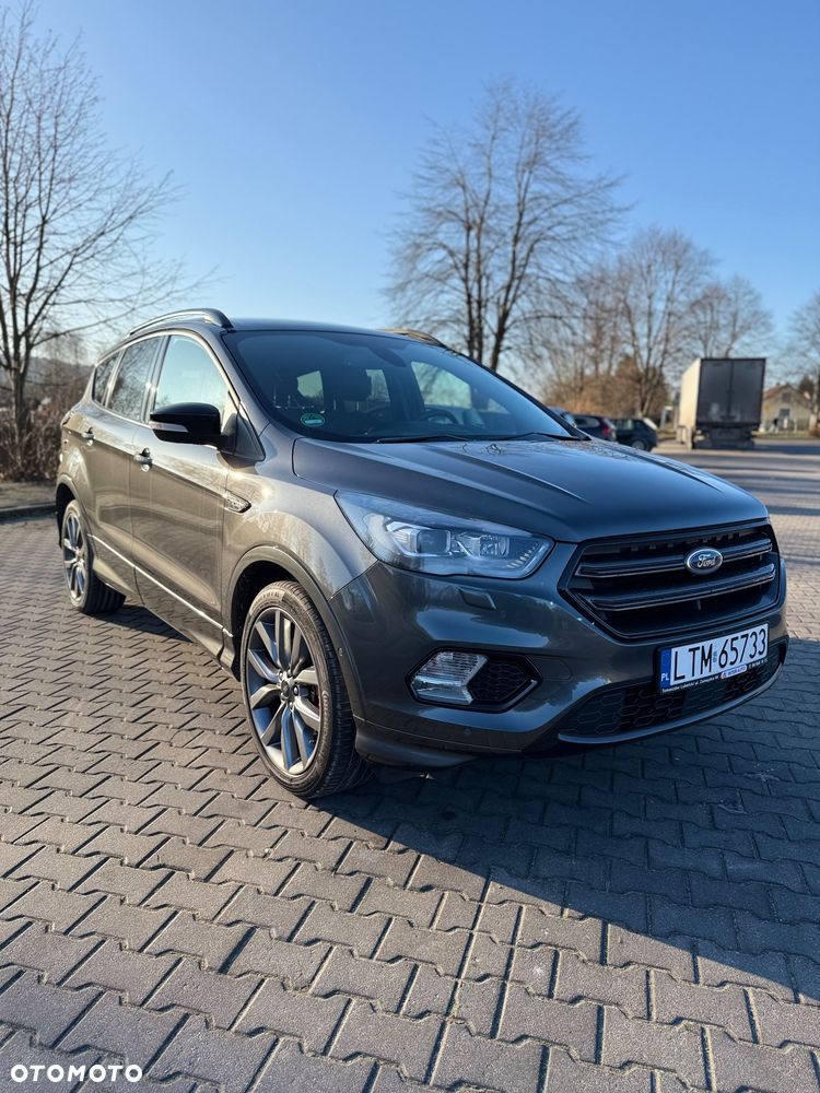 Ford Kuga - 12