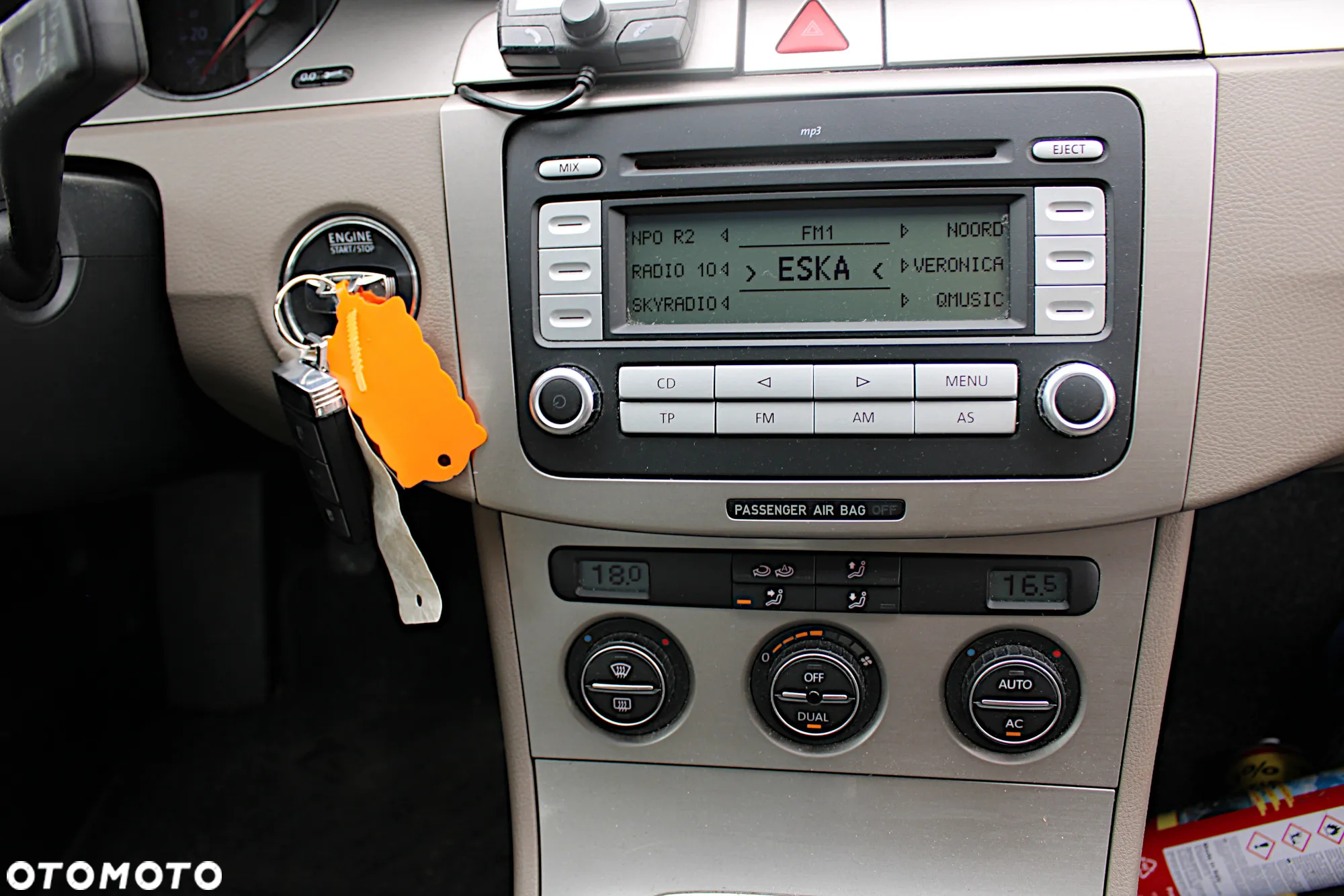 Volkswagen Passat 2.0 TDI DPF Sportline - 26