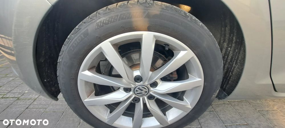 Volkswagen Golf 1.4 TSI BMT Highline - 26