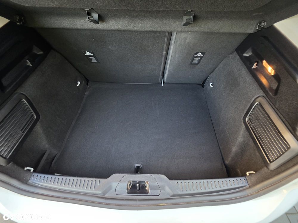 Ford Focus 1.5 EcoBlue Active - 24