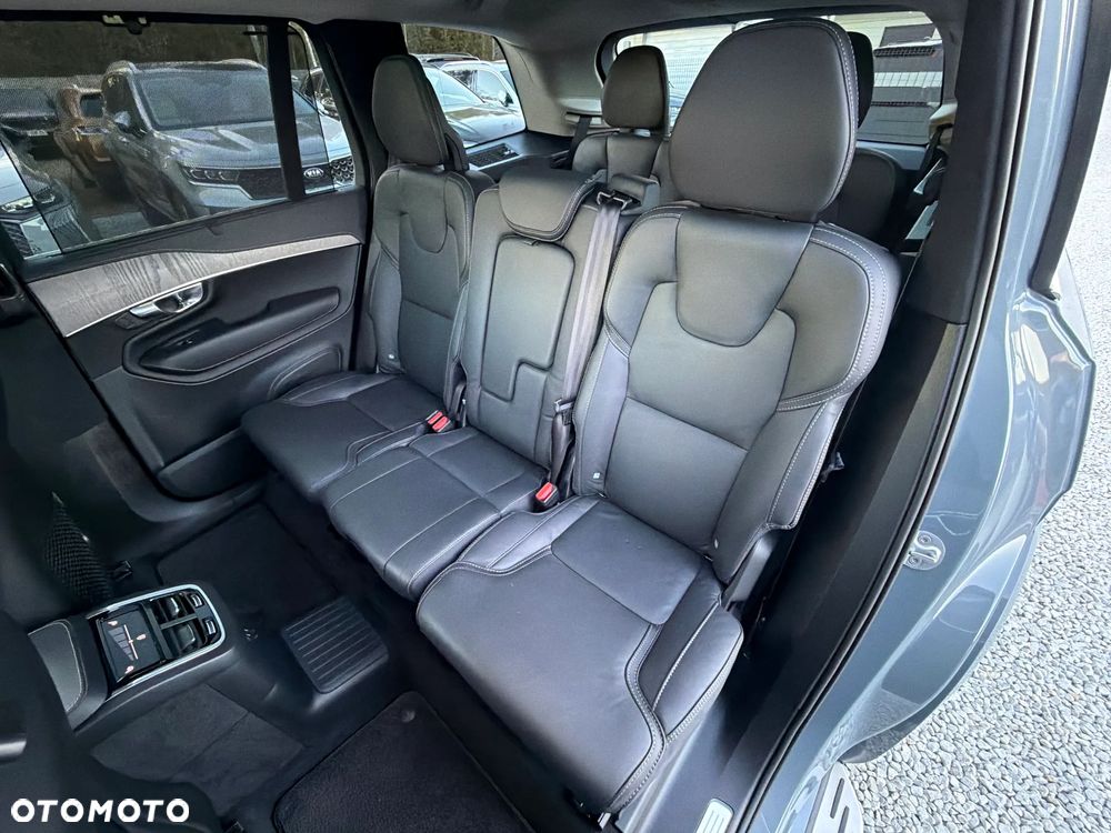 Volvo XC 90 T8 AWD Recharge Ultimate Dark - 32