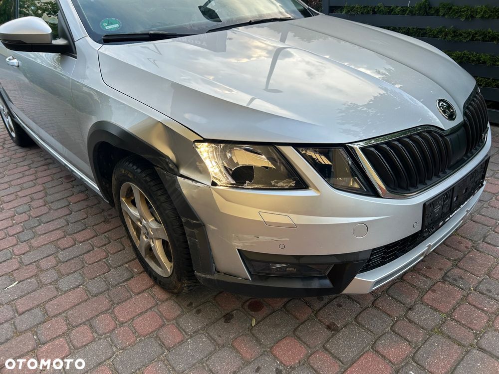 Skoda Octavia Scout 1.8 TSI 4x4 DSG - 3