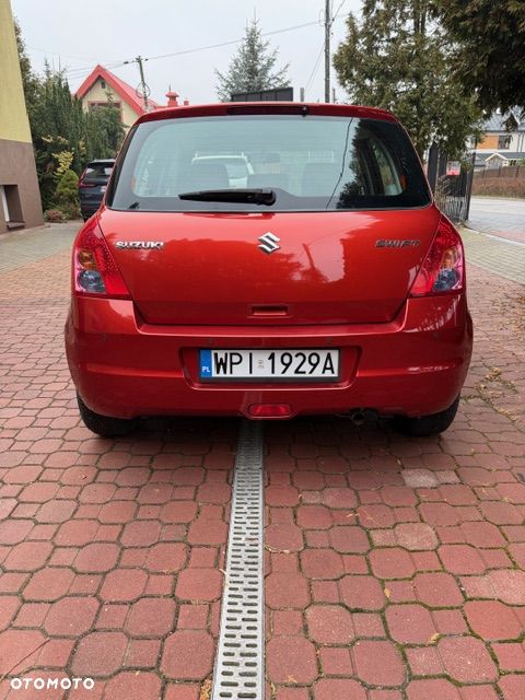 Suzuki Swift 1.3 Sakura - 2