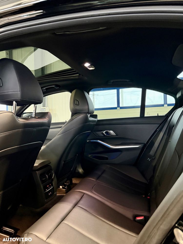 BMW Seria 3 320d Aut. Sport Line - 11