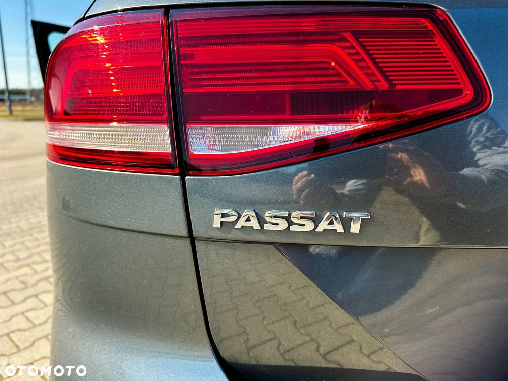 Volkswagen Passat - 38