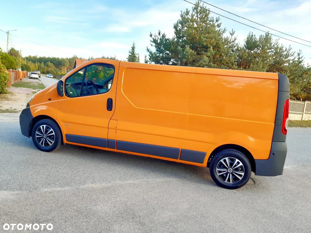 Opel Vivaro - 10