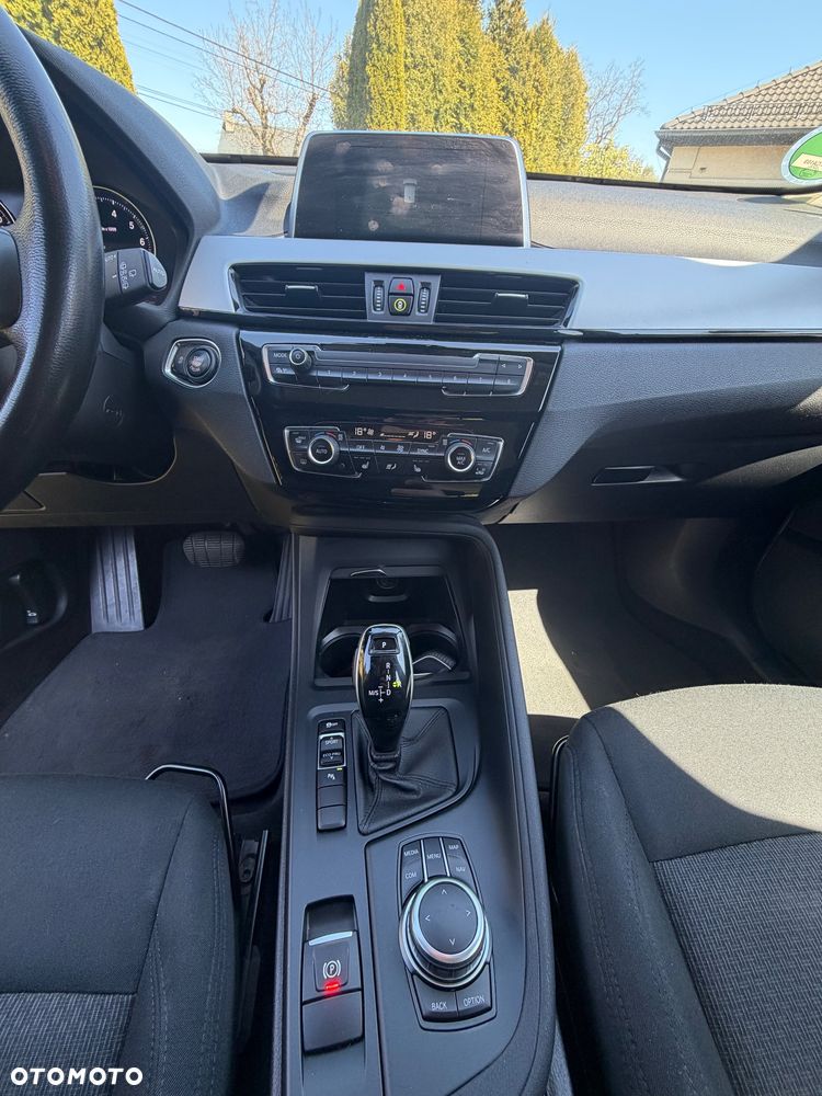 BMW X1 sDrive18i - 14