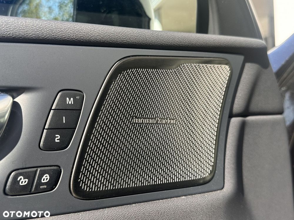 Volvo XC 60 - 20