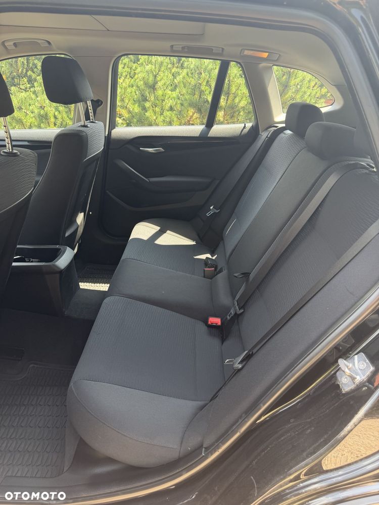 BMW X1 xDrive18d - 14