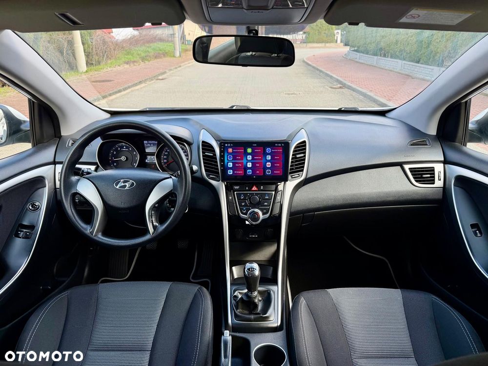 Hyundai i30 1.4 Premium - 6